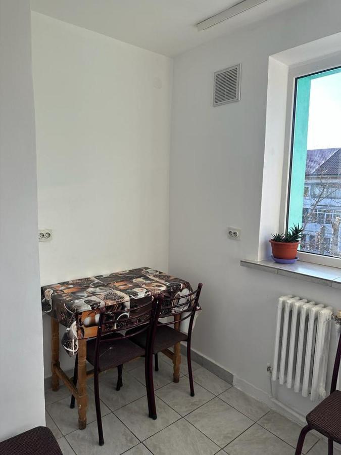Velovan Apartment Craiova Ngoại thất bức ảnh